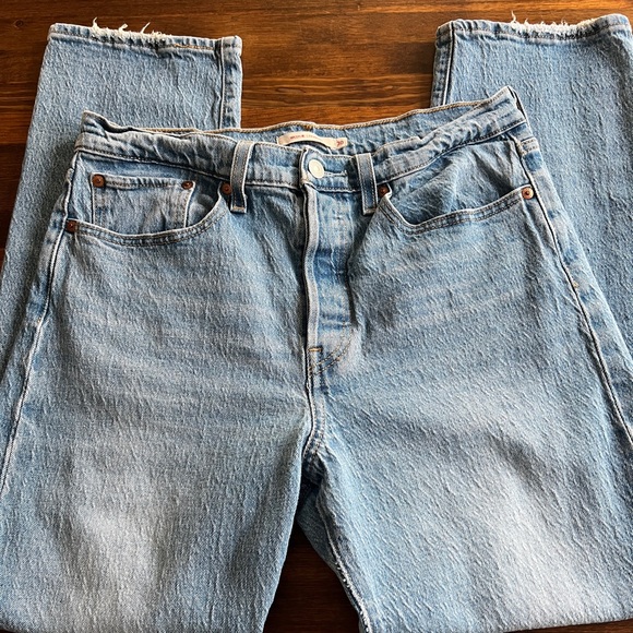 Levi’s wedgie straight jeans - Picture 3 of 7